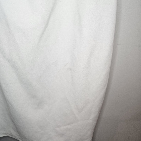 By&By Sexy Bodycon Dress
Off white
Size 1
Off Shoulder
Measurements in picture - Picture 5 of 8